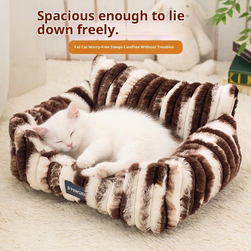 Large Pet Sofa Bed Plush Pet Bed - RM